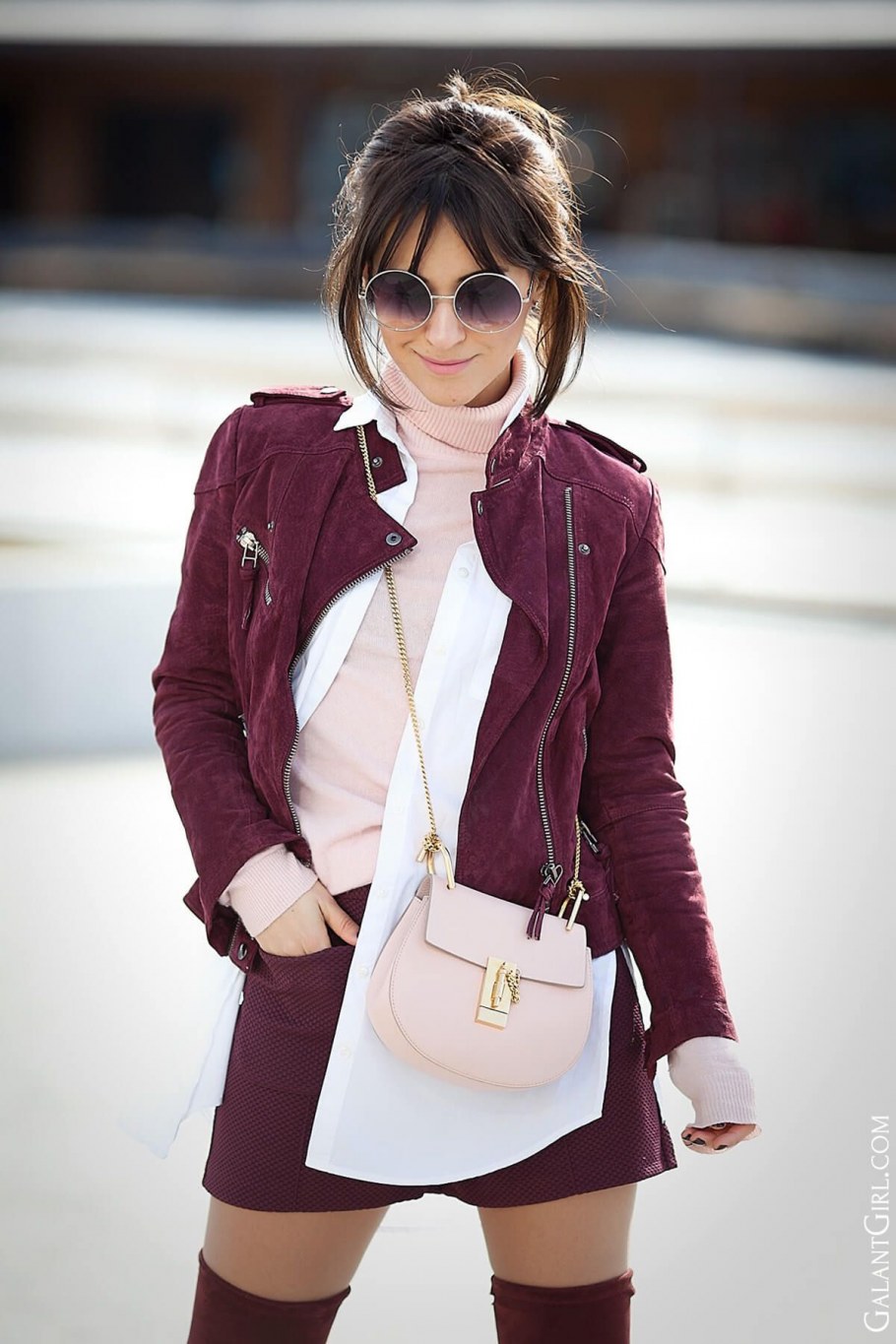 Подборка цветов в одежде