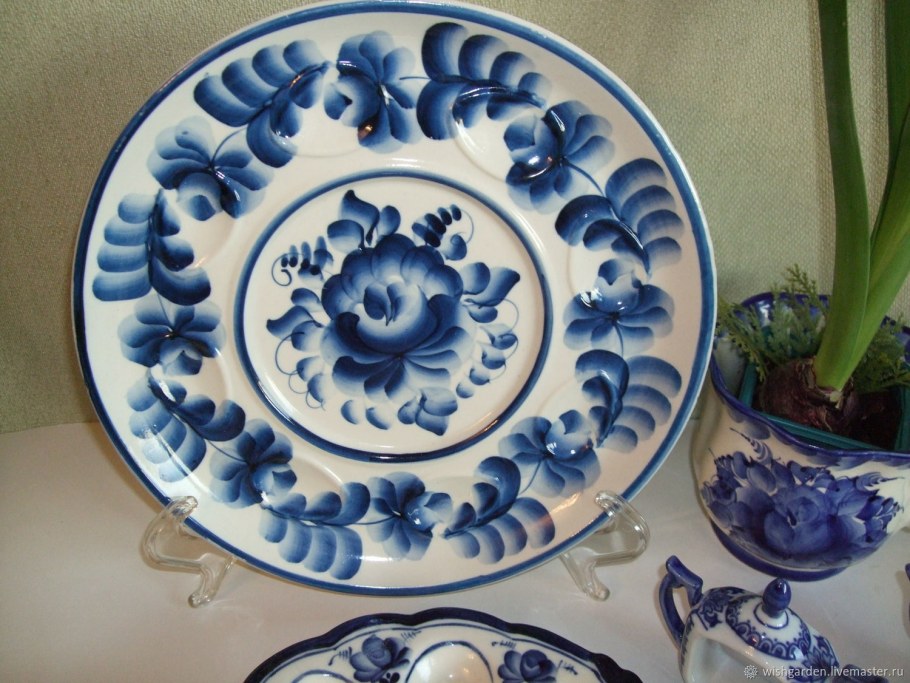 Узор для гжельской тарелки тарелка готовая форма