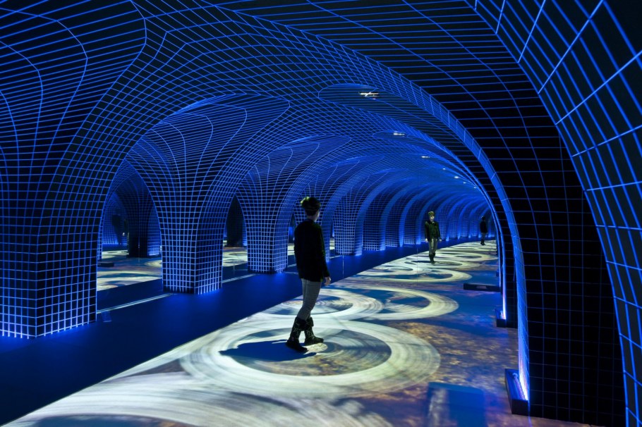 Мультимедийные инсталляции