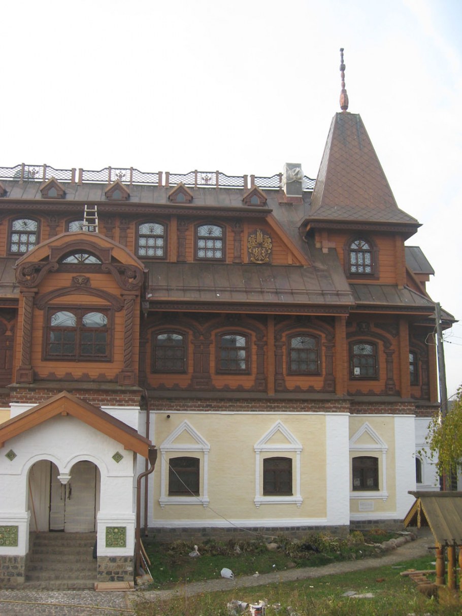 Каменный дом в русском стиле