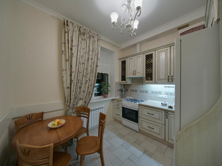 Светлые кухни