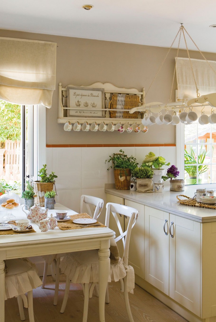 Кухня в деревенскоммстиле