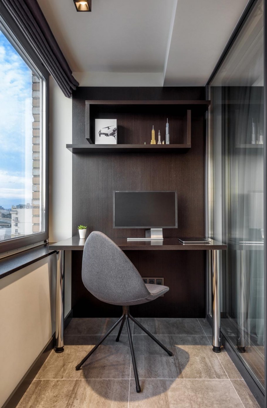 Кабинет на балконе