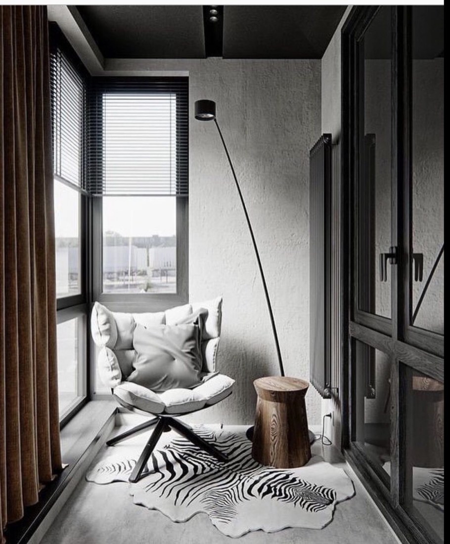 Минималистичный интерьер балкон