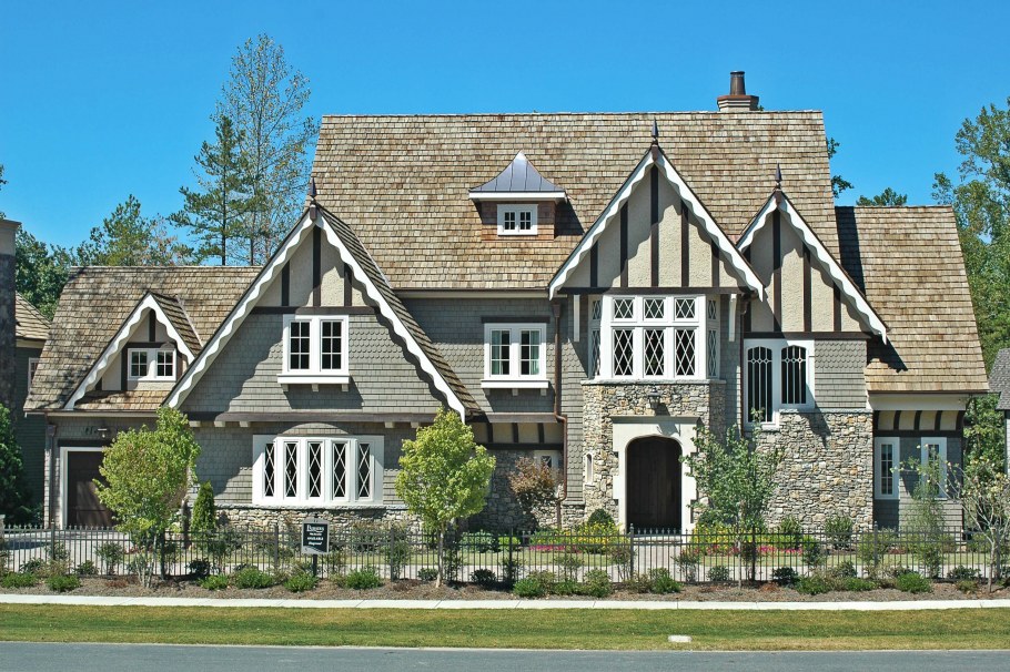 Стиль Тюдор (Tudor Revival Cottage)