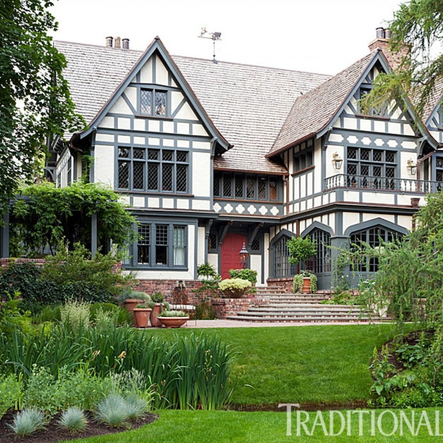 Стиль Тюдор (Tudor Revival Cottage)