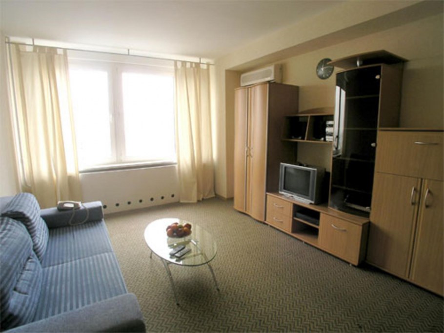 Однокомнатная зал 18 м в отличном состоянии