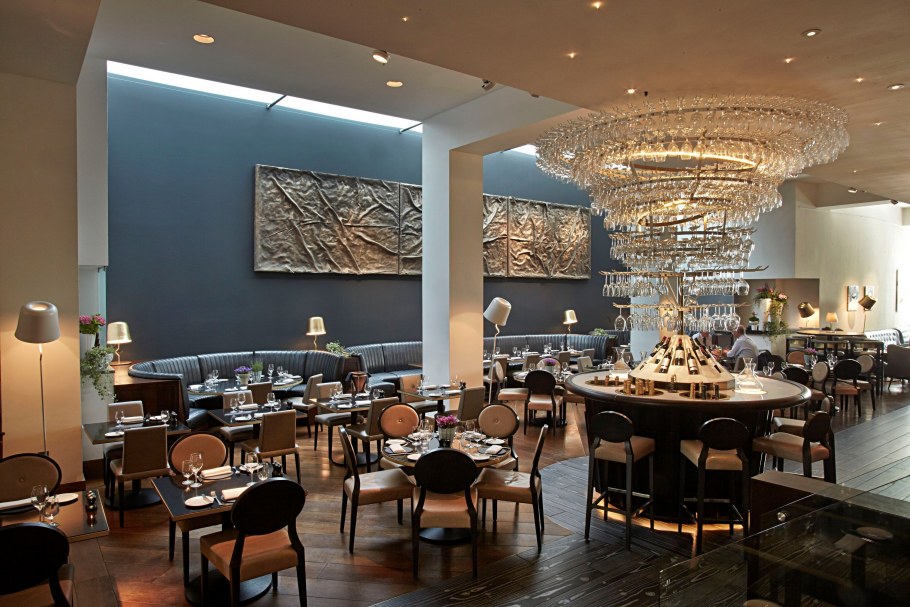 Ресторан в стиле ар нуво Париж