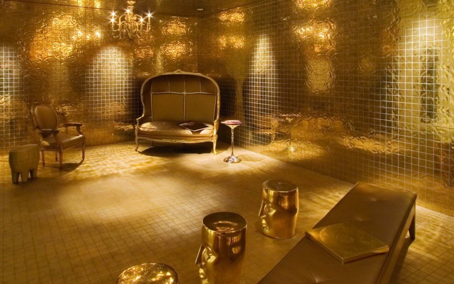 Золотая комната