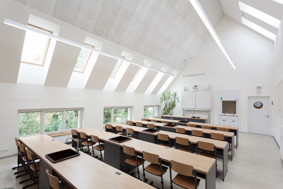 Интерьер современных учебных аудиторий