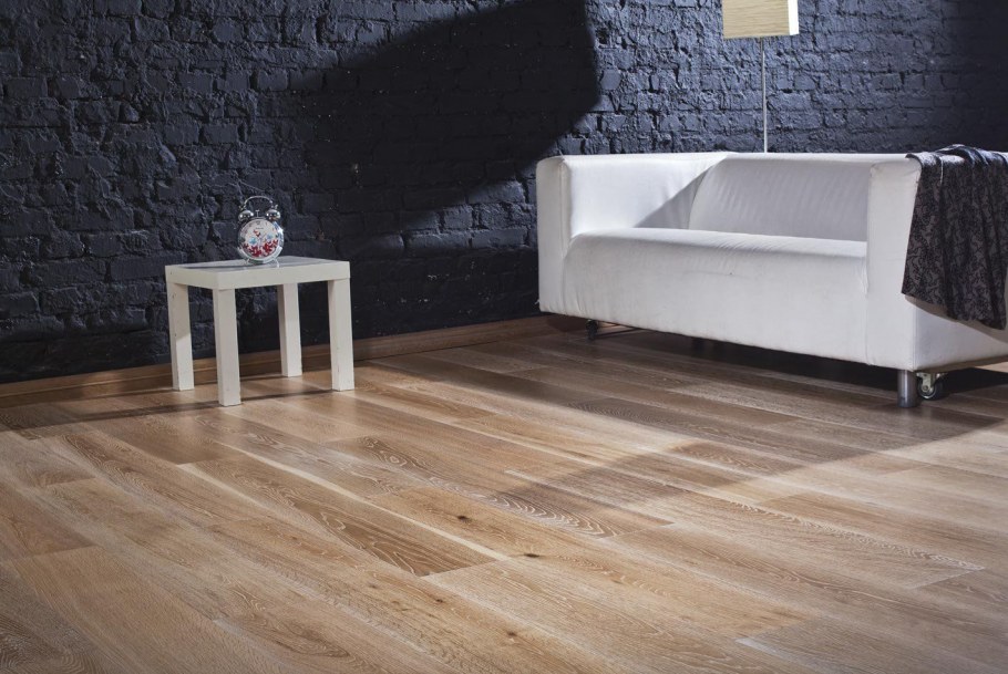 Паркетная доска дуб брашированный