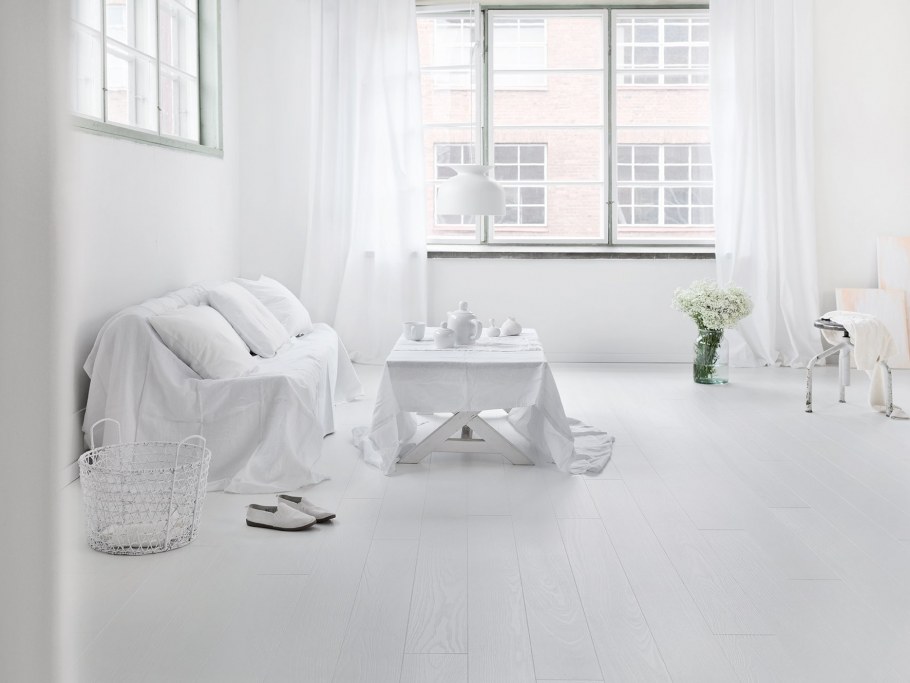 Белый ламинат в интерьере