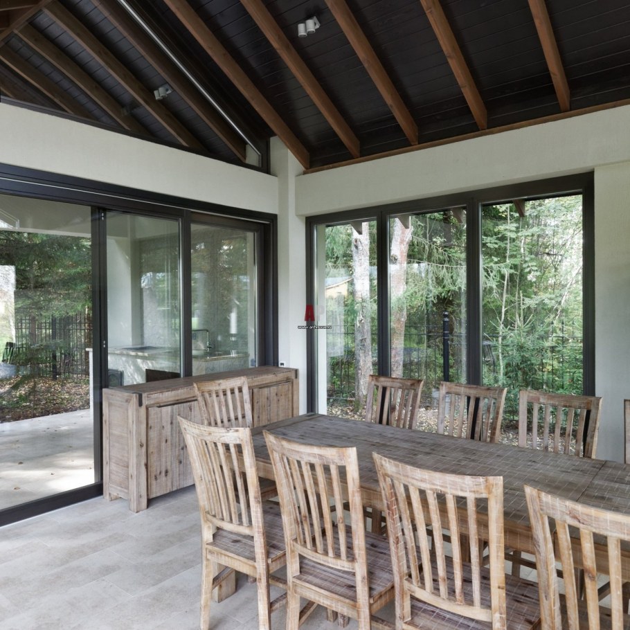 Терраса в стиле Шале