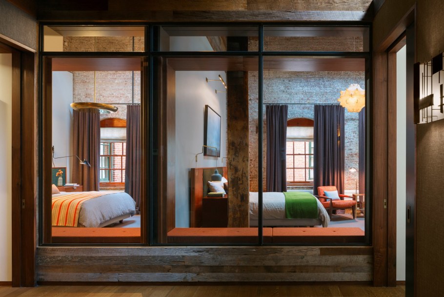 Межкомнатные окна