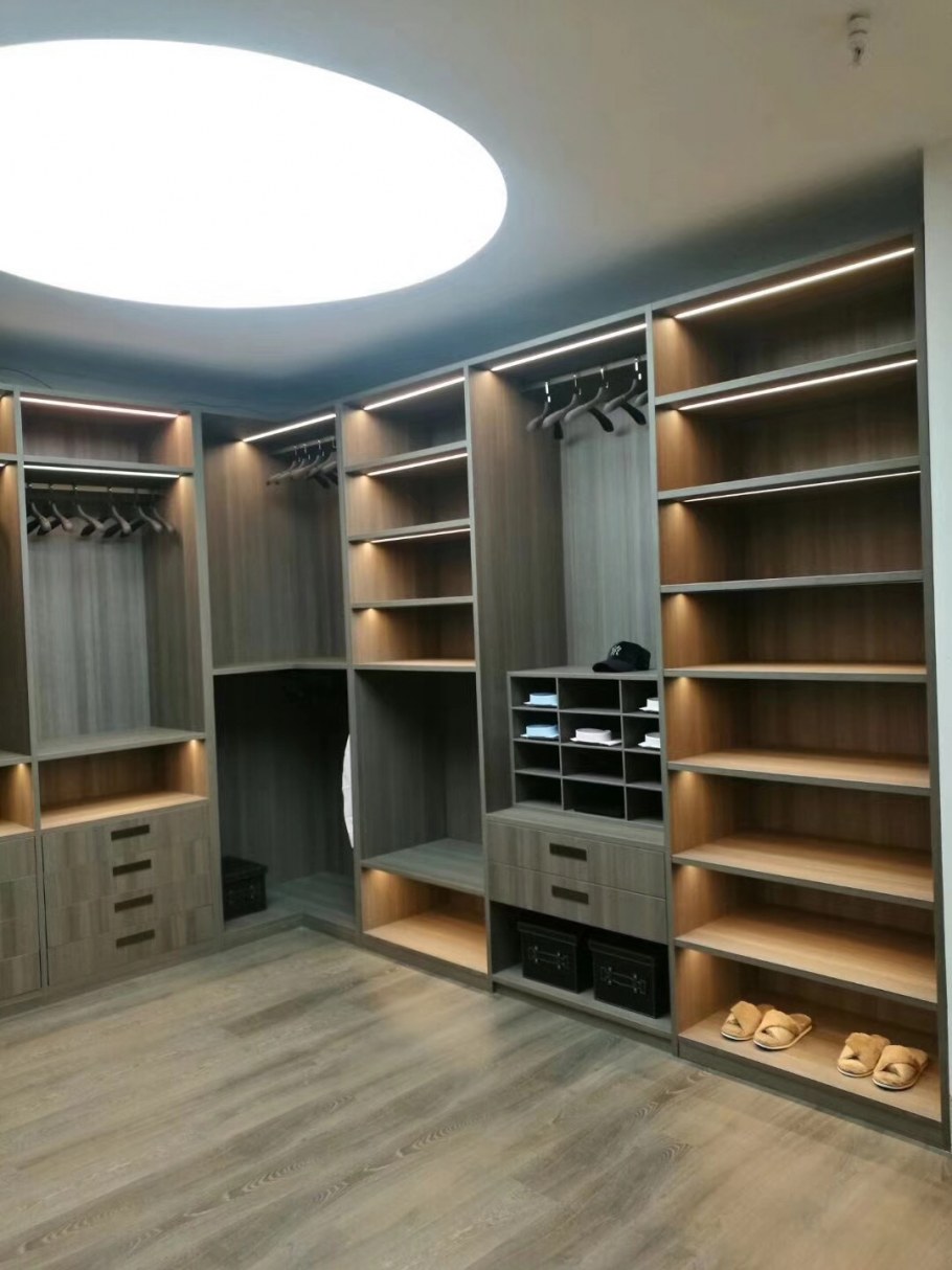 Большой шкаф гардеробная