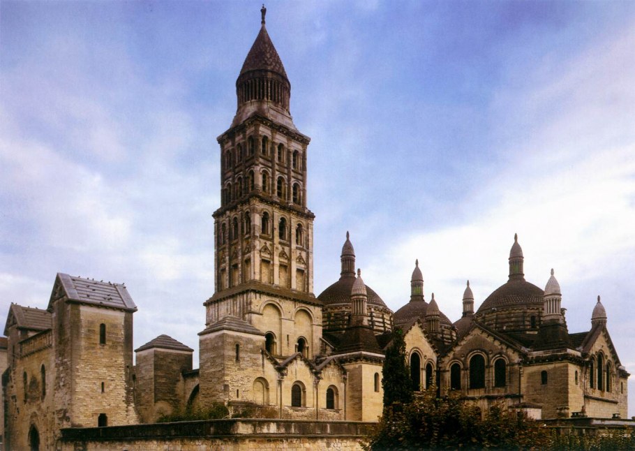 Церковь сен фрон в Перигё