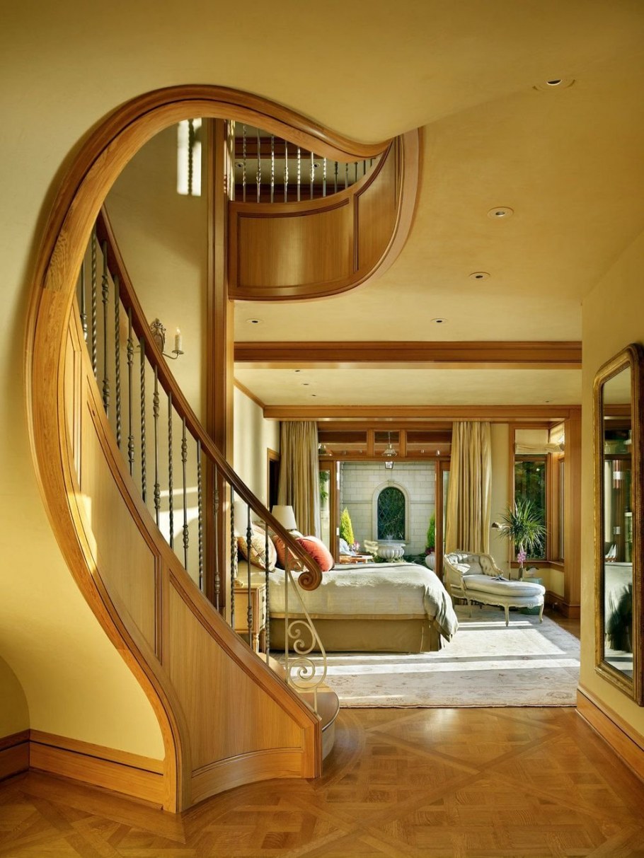 Двухэтажный дом изнутри