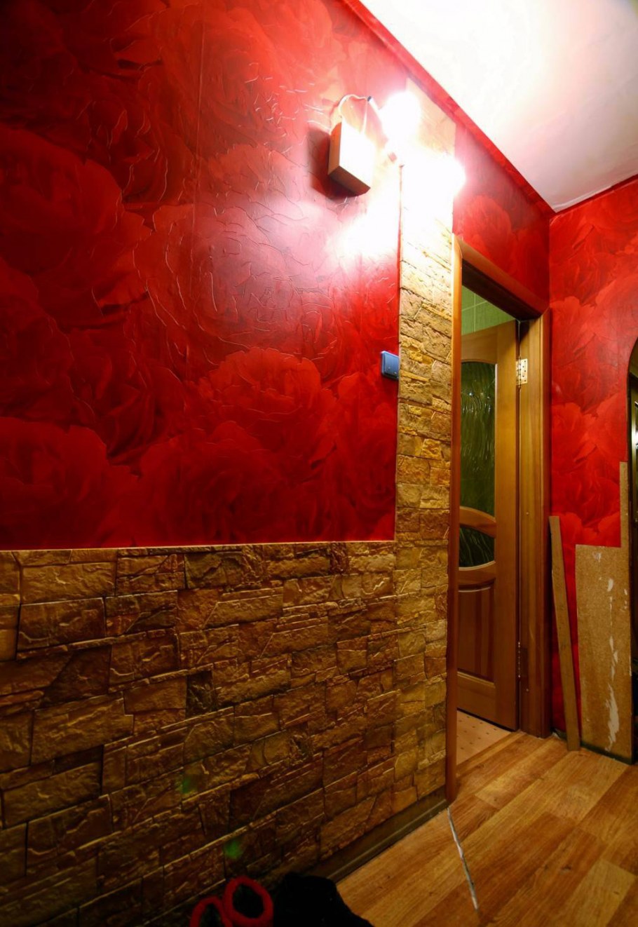 Отделка коридора декоративным камнем