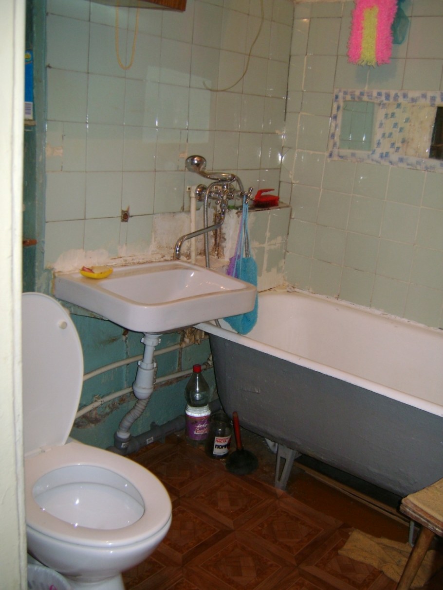 Старая ванная комната