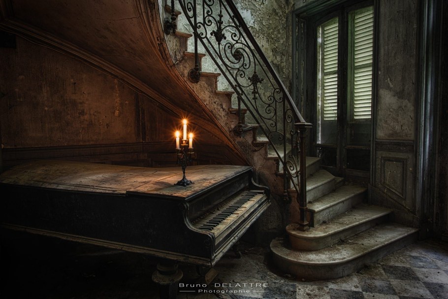 Готическая лестница