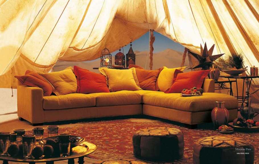 Диван в марокканском стиле