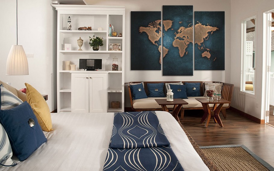 Стены в гостиной спальне