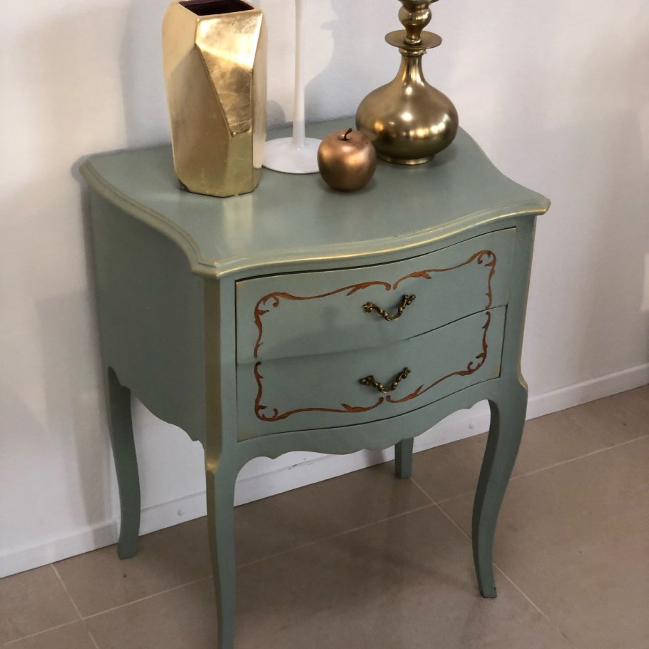 Комод в стиле Прованс