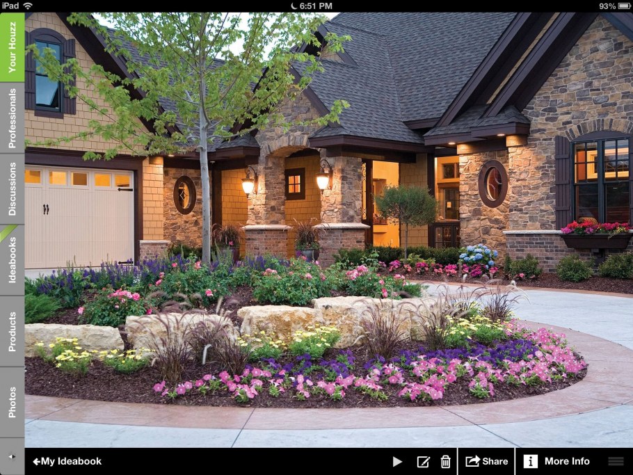 Красивый двор