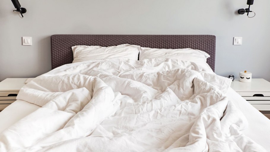 Кровать сверху