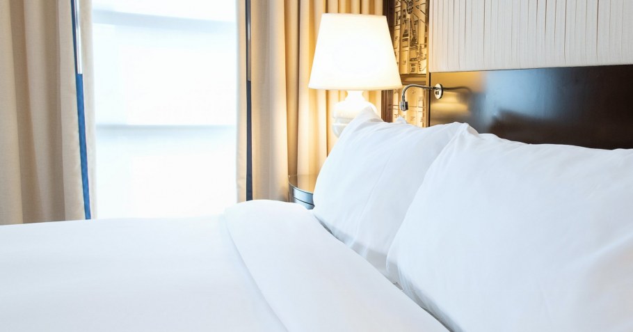 Комната ночью