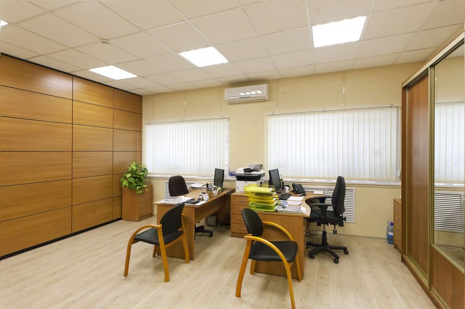 Отделка стен в офисе