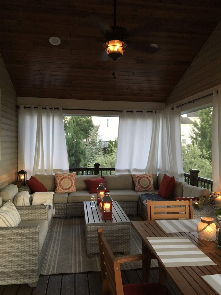 Интерьер маленькой веранды