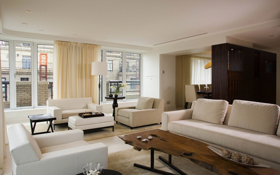 Гостиная в светлых тонах