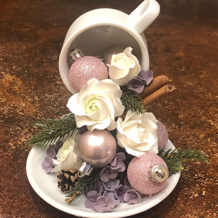 Новогодняя композиция с кружкой