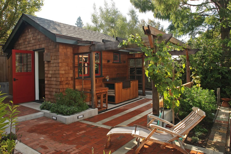 Хозяйственная зона на даче