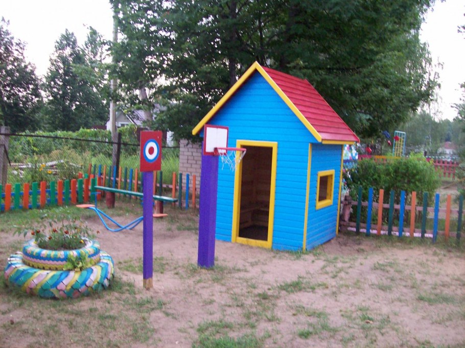 Участок в детском саду