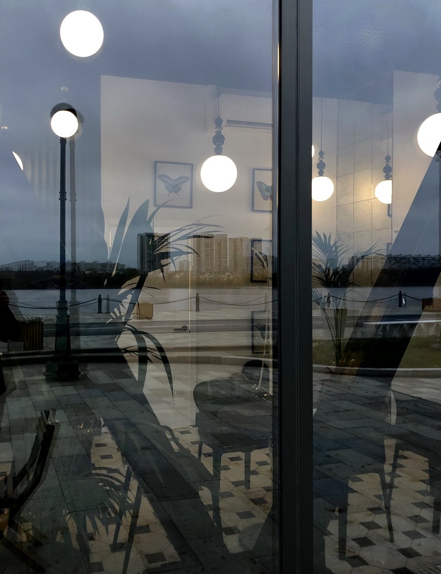 Остекление с защитой от ультрафиолета арт