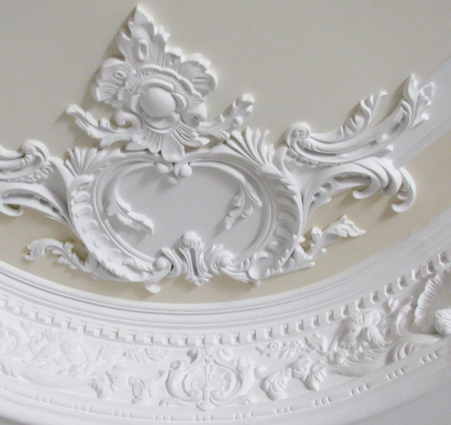 Александр Плющев картины барельефные