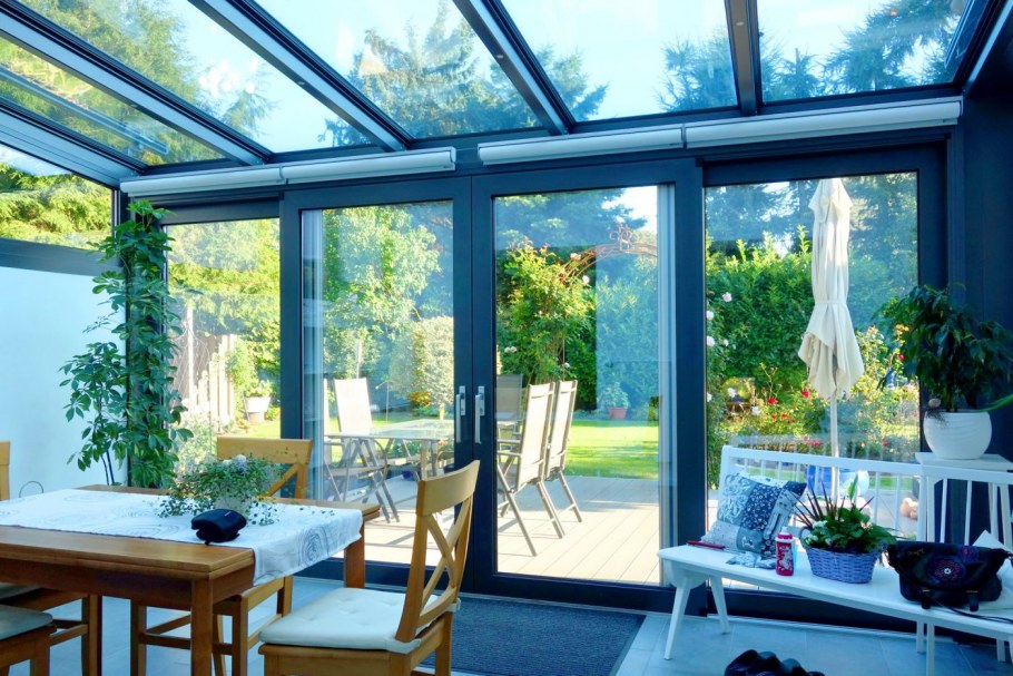 Интерьер застекленной террасы