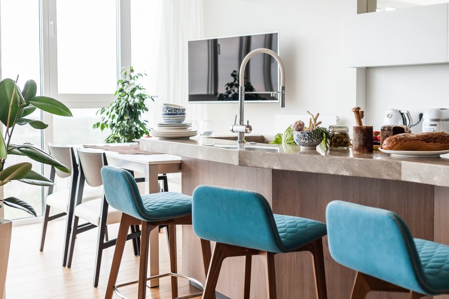 Двухэтажная квартира в классическом стиле