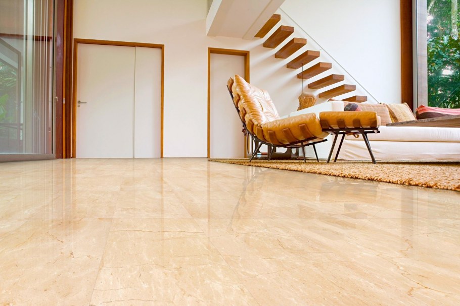 Натуральный мрамор crema Marfil в интерьер