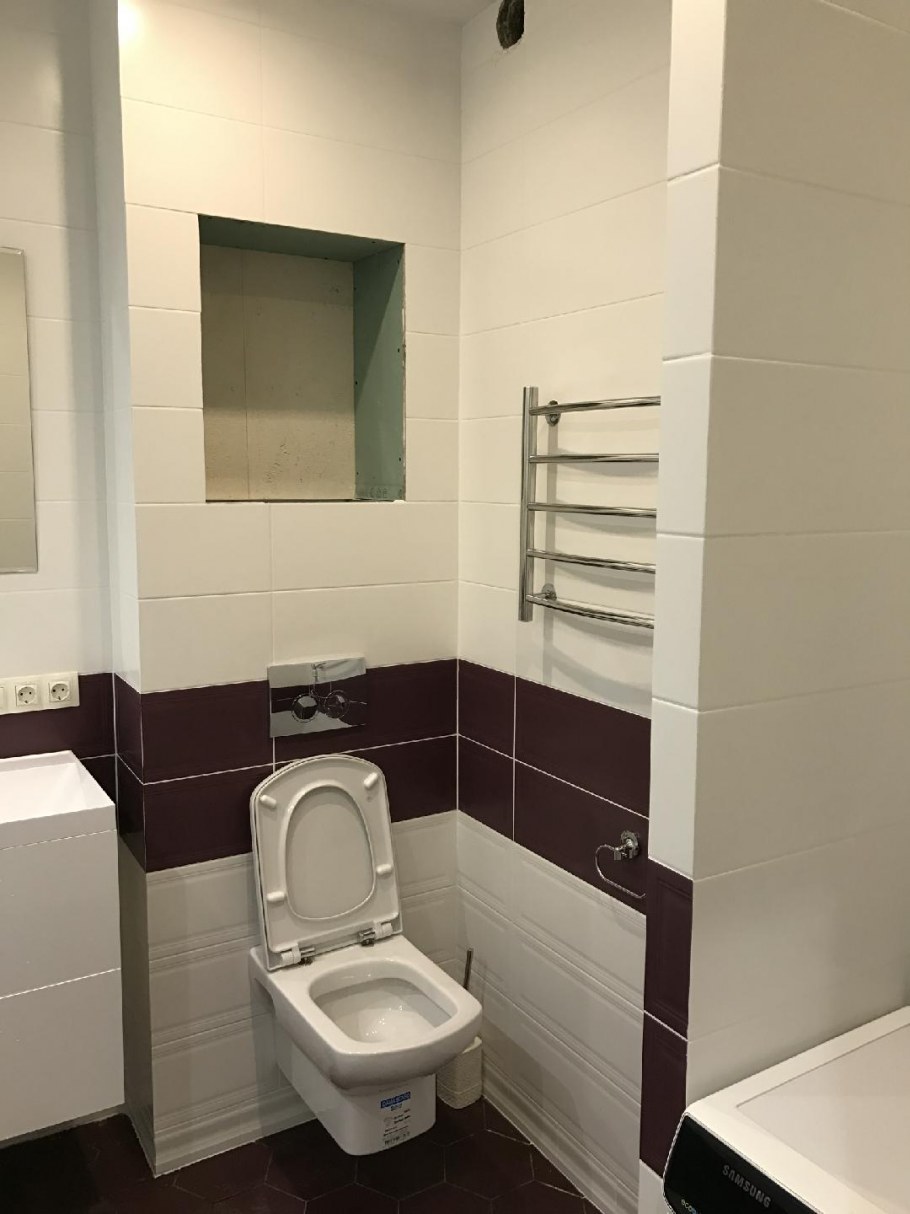 Короб инсталляции в плитке