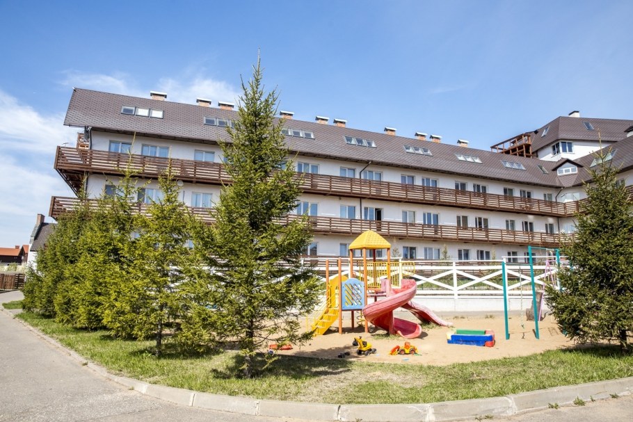 Бунгало клаб Курово