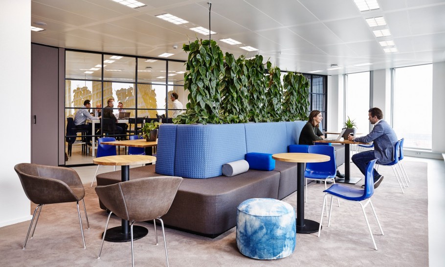 Зона ожидания в офисе