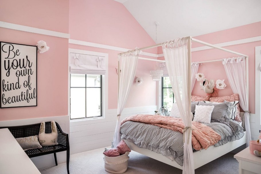 Милая комната для девушки подростка