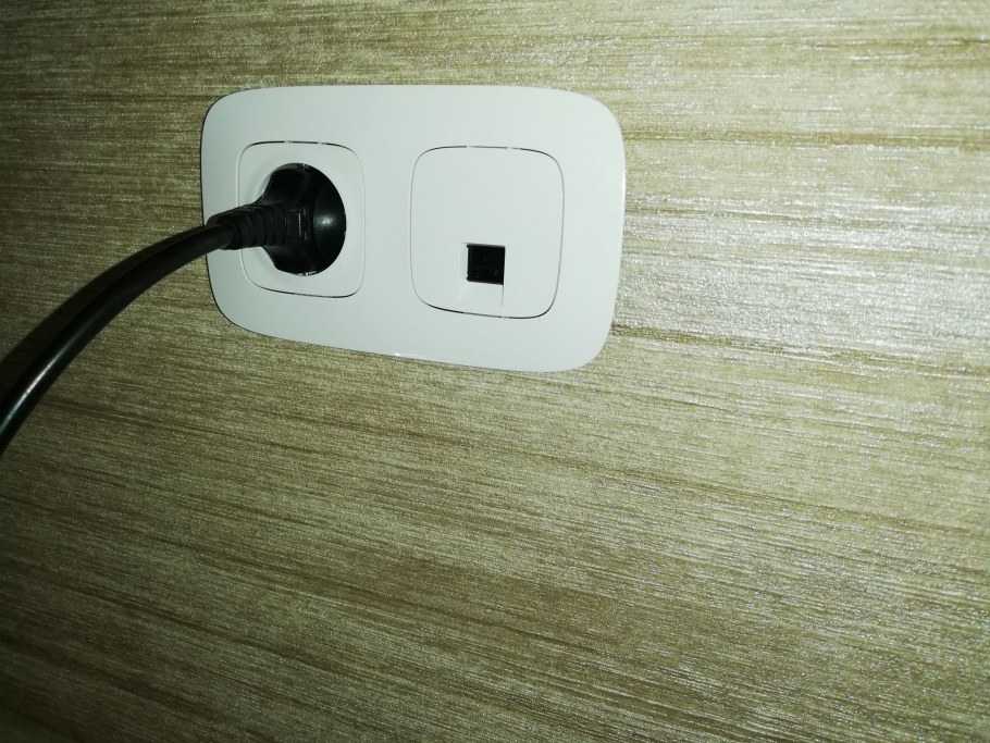 Розетка Legrand 753374