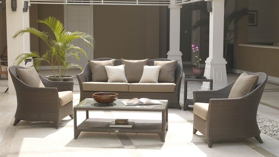 Ротанговая мебель для патио