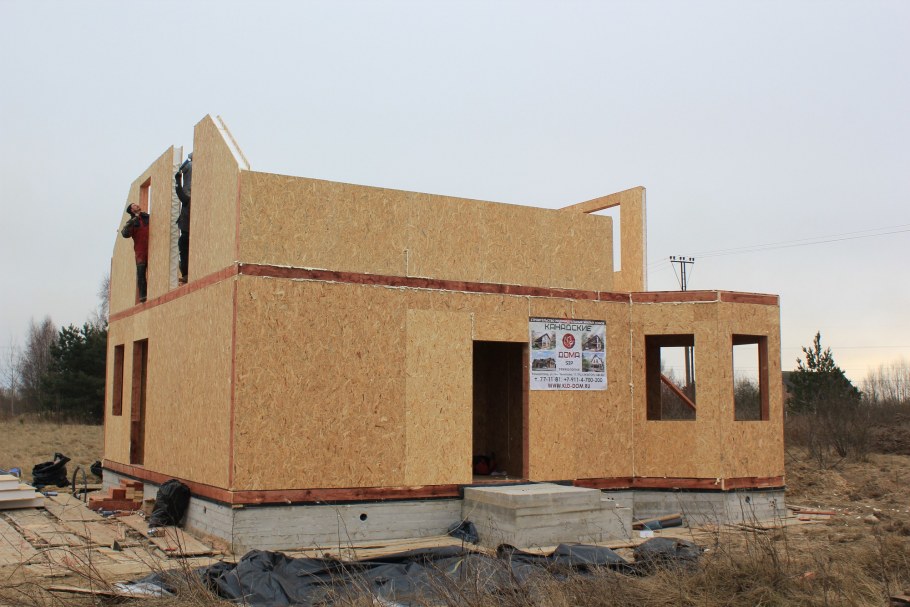 Необычный дом из СИП панелей