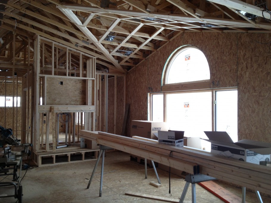 Дом из СИП панелей внутри