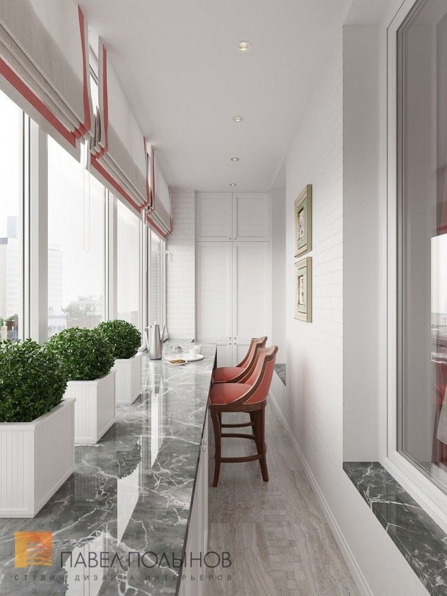 Балкон треугольной формы